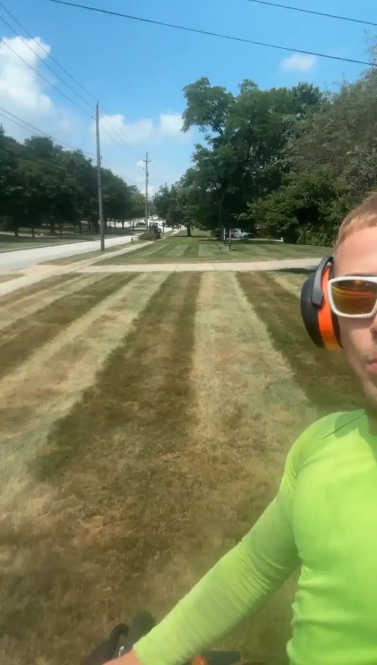 Residential landscape maintenance and lawn care in Warrensville Heights, Ohio